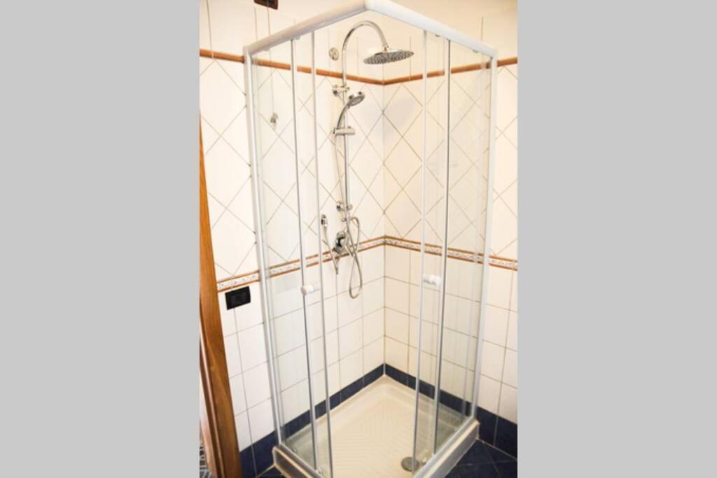 Wineexperience- Wine&jacuzzi Appartement Lecce