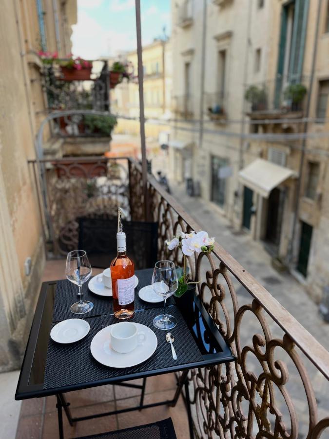 Wineexperience- Wine&jacuzzi Appartement Lecce